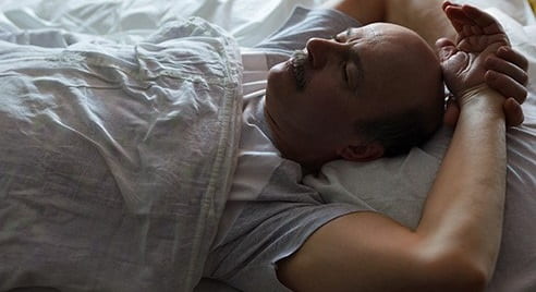 آسیب به ستون فقرات با به پشت خوابیدن