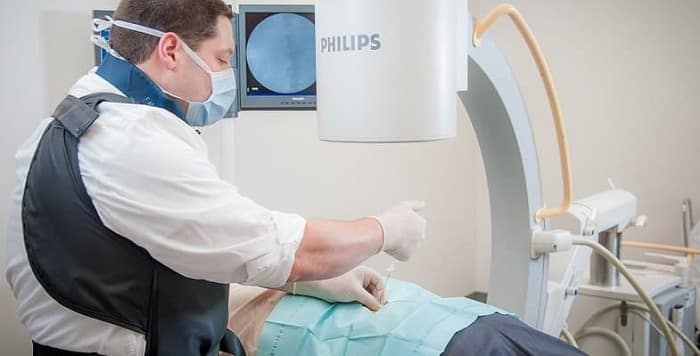 عمل بسته دیسک کمر به روش تزریق اپیدورال