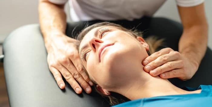 درمان گردن درد عصبی با ماساژ درمانی