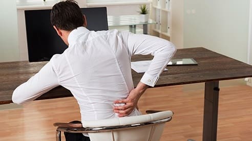 آسیب به ستون فقرات با نشستن به مدت طولانی